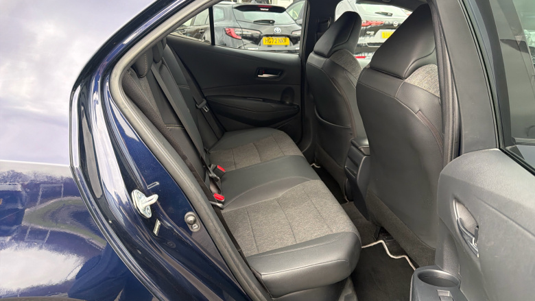 Toyota Corolla 1.8 VVT-i Hybrid Design 5dr CVT Hybrid Hatchback